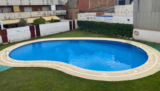 Apartamento Con Terraza Y Piscina En Malgrat De Mar Exterior photo